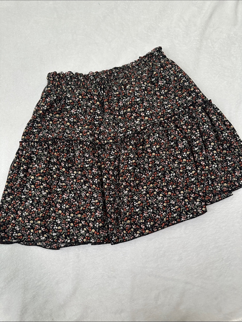 🍁 Alelly Tiered Ruffle Skirt